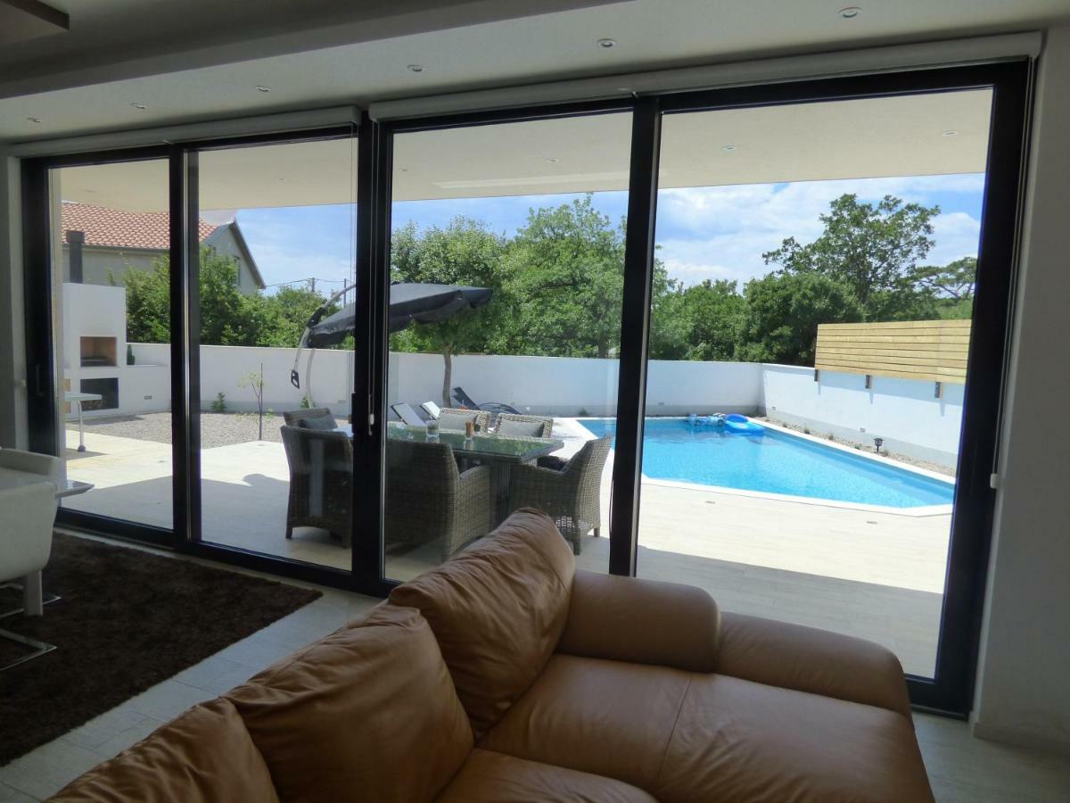 Vila Martina - Bellevue ชัมรีกา ภายนอก รูปภาพ